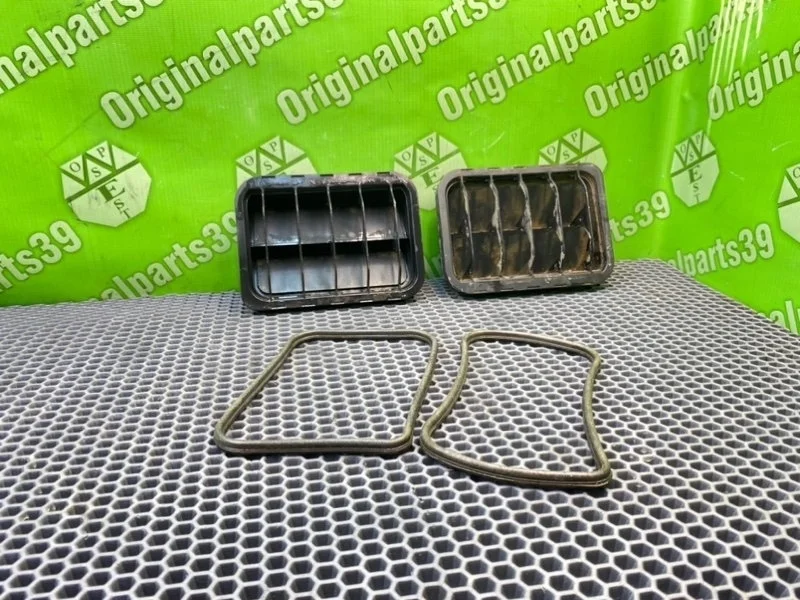 Вентиляция багажника Mercedes-Benz C-Class 2002 A2038300142 S203 4MATIC M112.953 3.2