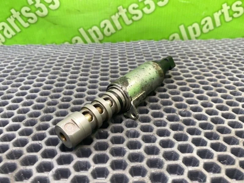 Клапан Audi A6 2005 06E109257J C6 AVANT QUATTRO AUK 3.2 FSI