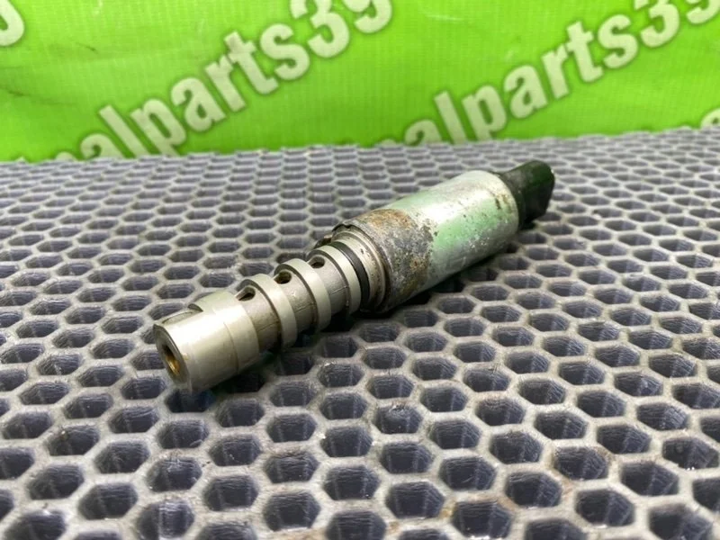 Клапан Audi A6 2005 06E109257J C6 AVANT QUATTRO AUK 3.2 FSI