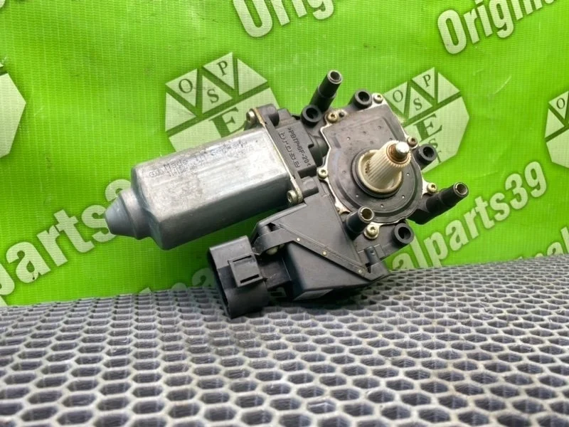 Моторчик эсп Audi A6 1997 4B0959802E C5 QUATTRO ALF 2.4I, передний правый