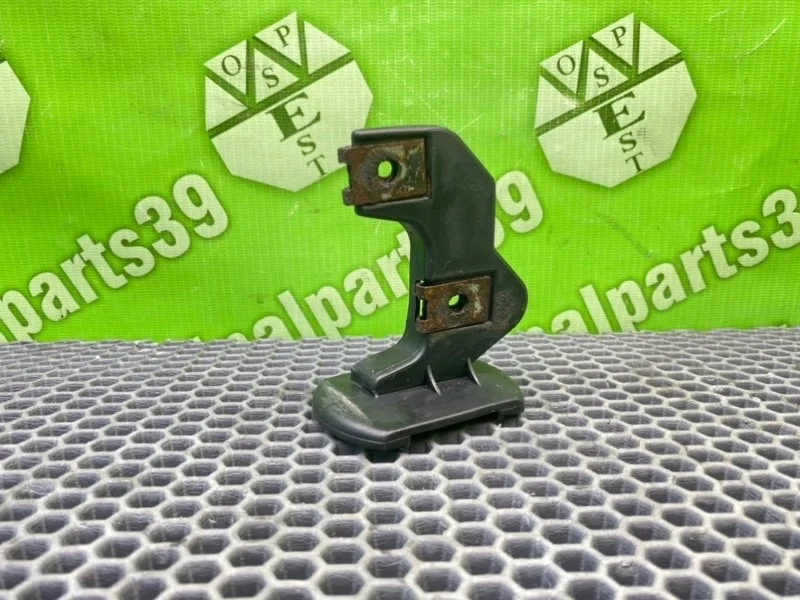 Кронштейн бампера Bmw 5-Series 2003 51118159362 E39 TOURING M57D25 256D1, передний правый