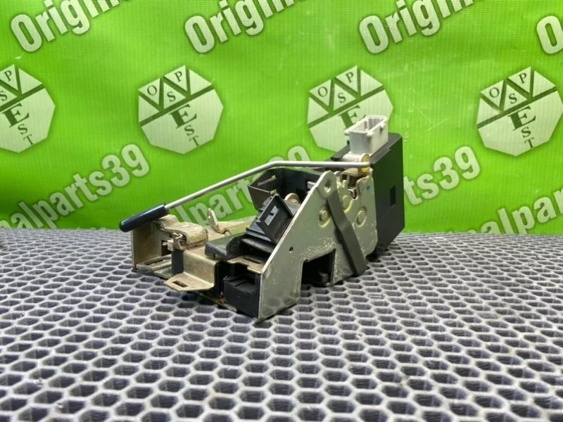 Замок двери Bmw 5-Series 2003 51228125672 E39 TOURING M57D25 256D1, задний правый