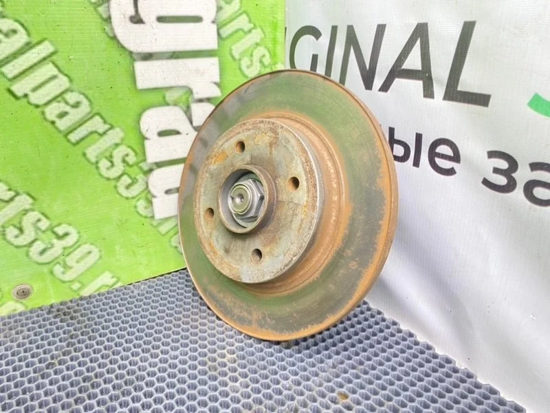 Поворотный кулак Citroen C4 Picasso 2010 517637 UD 5FV (EP6CDT) 1.6 THP, задний правый