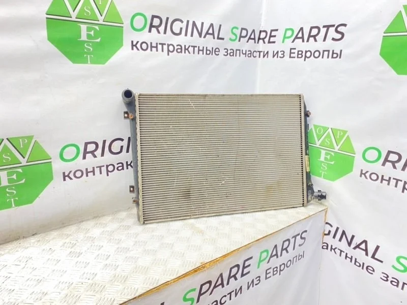Радиатор Volkswagen Passat 2006 3C0121253R B6 VARIANT BMP 2.0 TDI