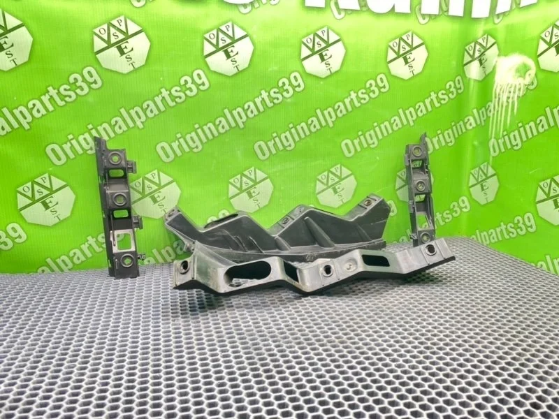 Кронштейны Volkswagen Passat 2006 3C0807183 B6 VARIANT BMP 2.0 TDI, передние