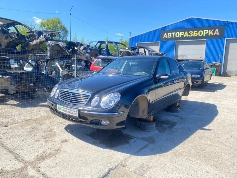 Кузов по частям Mercedes-Benz E-Class 2002 A2118800818 W211 OM646.961 2.2 CDI