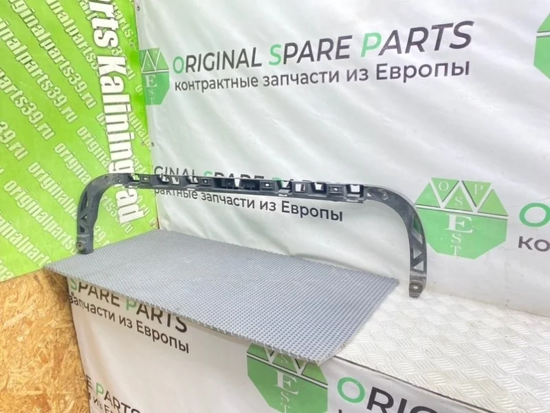 Кронштейн бампера Volkswagen Passat 2006 3C9807863 B6 VARIANT BMP 2.0 TDI, задний