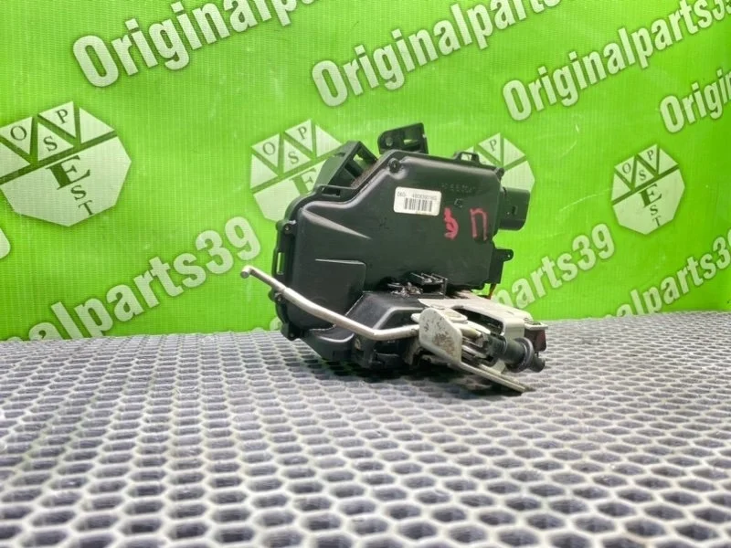 Замок двери Audi A6 2003 4B0839016G C5 AVANT QUATTRO BDV 2.4I, задний правый