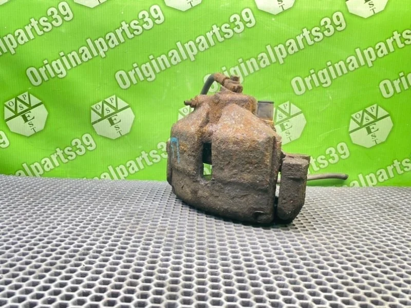 Суппорт Volkswagen Passat 2006 1K0615124E B6 VARIANT BMP 2.0 TDI, передний правый