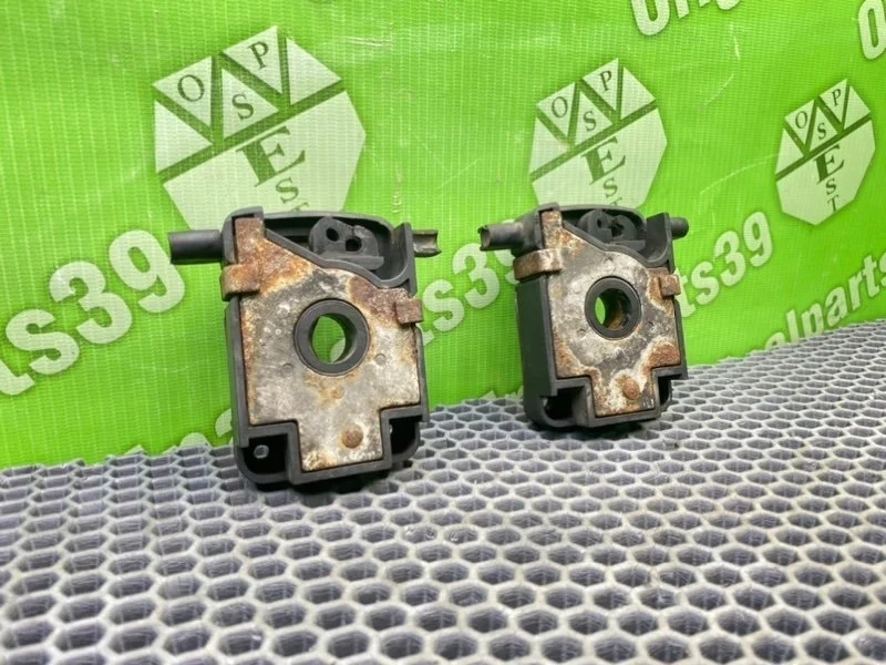 Замки капота Bmw 5-Series 1997 51238203859 E39 TOURING M52B28 286S1