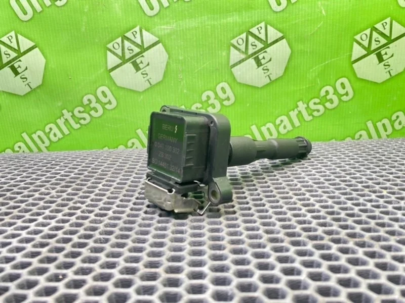 Катушка зажигания Bmw 5-Series 2000 12131703228 E39 TOURING M54B22 226S1