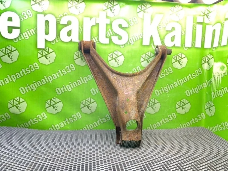 Рычаг Audi A6 2003 4B0505312 C5 AVANT QUATTRO BDV 2.4I, задний правый