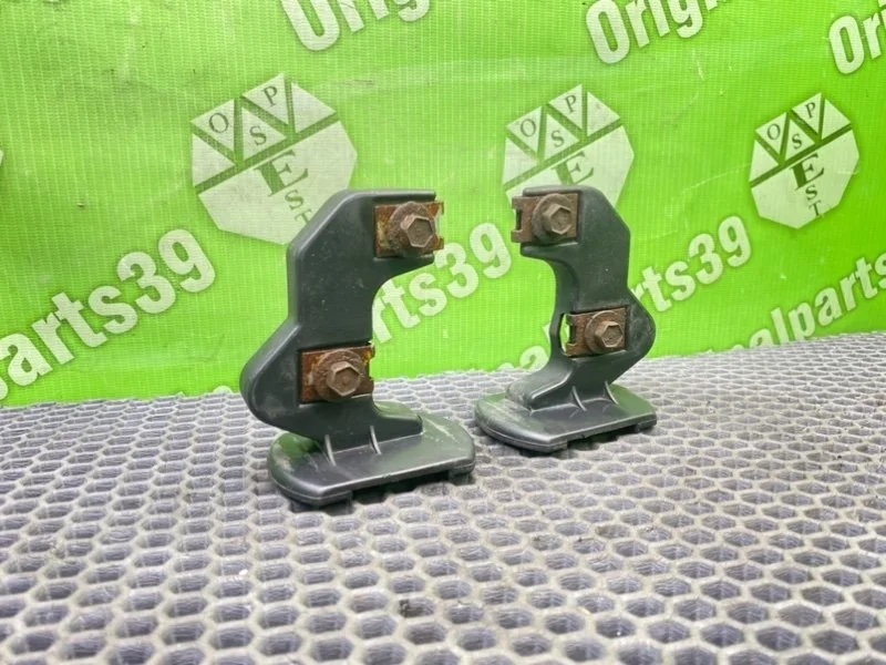 Кронштейны Bmw 5-Series 2002 51118159361 E39 TOURING M57D25 256D1, передние