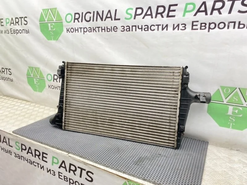 Интеркулер Audi A6 2002 4B0145805A C5 AVANT AYM 2.5 TDI