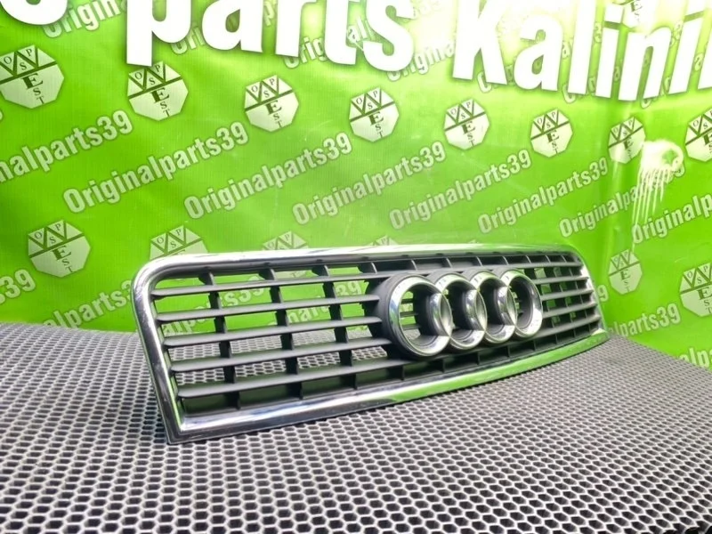 Решетка радиатора Audi A4 2003 8E0853651F B6 8E5 BDV 2.4I