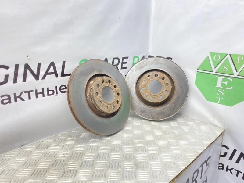 Тормозные диски Audi A6 2004 4B0615301A C5 AVANT BDV 2.4I, переднее