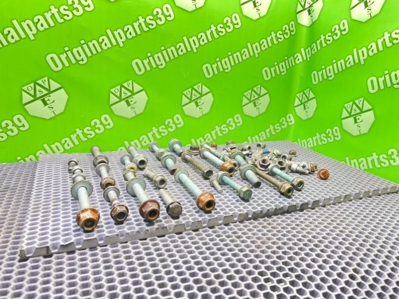 Болты подрамника Audi A6 2004 N10006706 C5 AVANT BDV 2.4I, передние