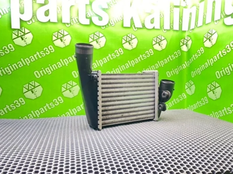 Интеркулер Audi A6 2003 078145806K C5 AVANT QUATTRO BES 2.7I, правый