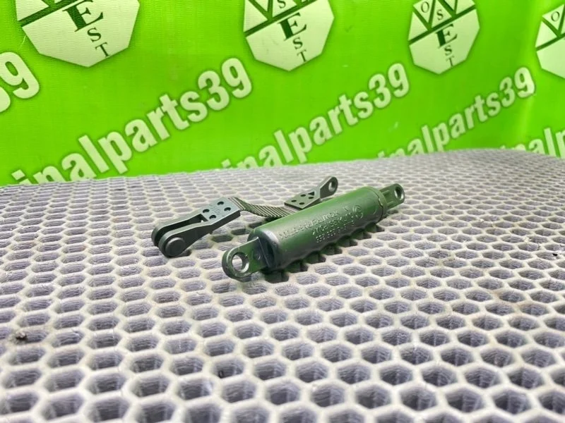 Демпфер бардачка Bmw 5-Series 2003 51168235256 E39 TOURING M57D30 306D1