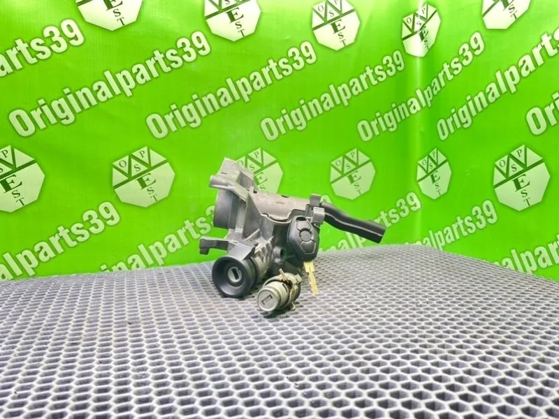 Замок зажигания Bmw 5-Series 2003 32321095824 E39 TOURING M57D30 306D1