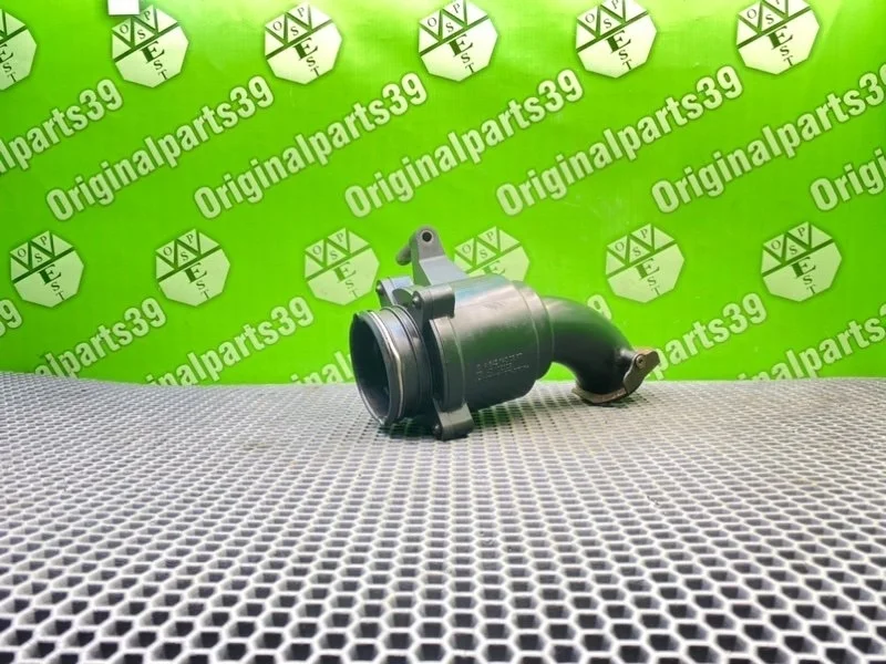 Патрубок интеркулера Mercedes-Benz E-Class 2005 A6421400687 S211 OM642.920 3.0 CDI