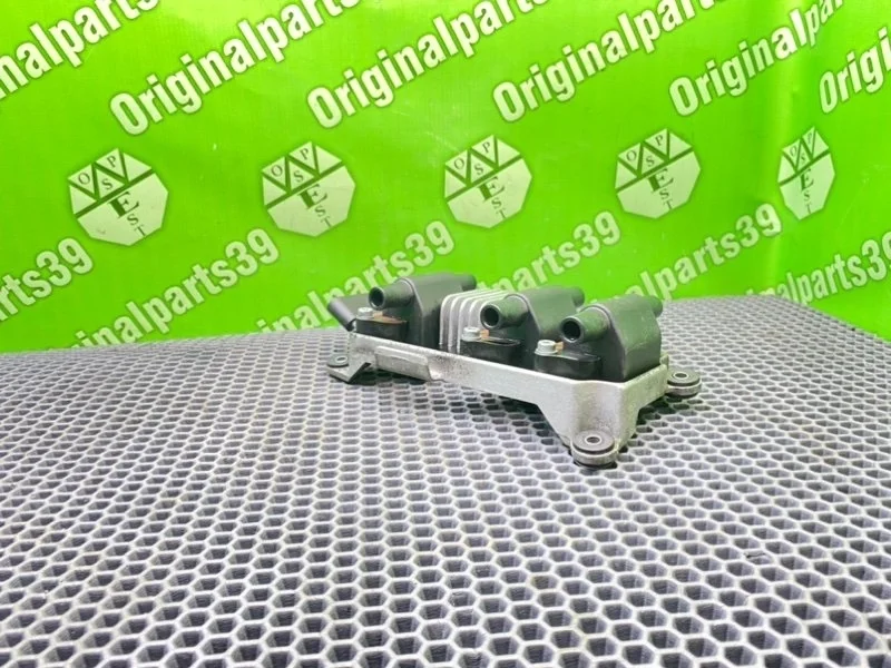 Катушка зажигания Audi A4 2002 078905104 B6 AVANT BDV 2.4I