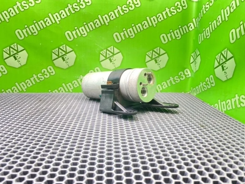 Осушитель кондиционера Audi A4 2002 8E0820193C B6 AVANT BDV 2.4I