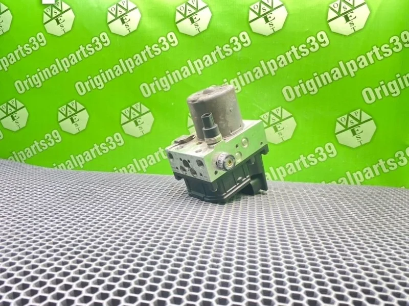 Блок ABS Audi A4 2002 8E0614517 B6 AVANT BDV 2.4I