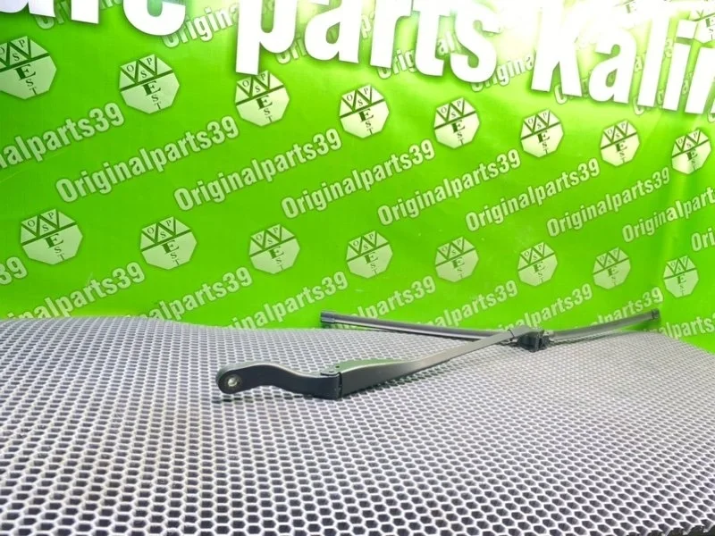 Дворник лобового стекла Mercedes-Benz E-Class 2005 A2118200344 S211 OM642.920 3.0 CDI, левый