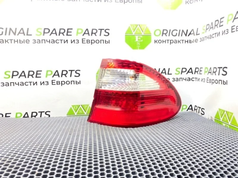 Фонарь Mercedes-Benz E-Class 2005 A2118201664 S211 OM642.920 3.0 CDI, задний правый