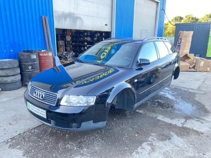 Кузов по частям Audi A4 2002 8E9817017 B6 AVANT BDV 2.4I