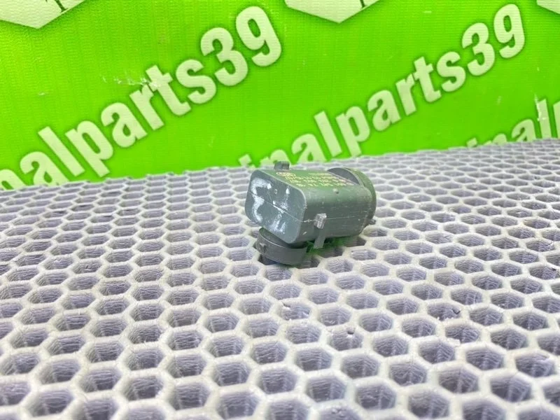 Парктроник Mercedes-Benz E-Class 2005 A0015427418 S211 OM642.920 3.0 CDI, задний