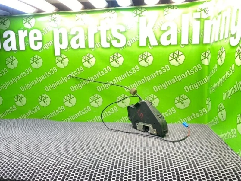 Замок двери Mercedes-Benz E-Class 2005 A2117300635 S211 OM642.920 3.0 CDI, задний правый