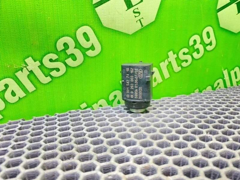 Парктроник Mercedes-Benz E-Class 2005 A0015427418 S211 OM642.920 3.0 CDI, передний