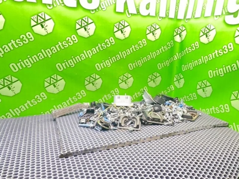 Болты салона Mercedes-Benz E-Class 2005 N000000001955 S211 OM642.920 3.0 CDI