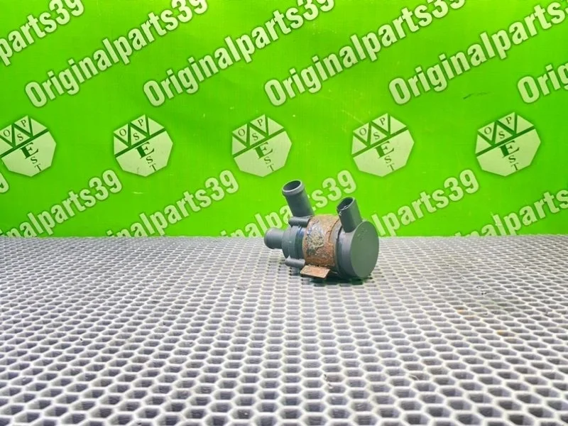 Насос антифриза Audi A6 Allroad 2004 078121601A C5 BAU 2.5 TDI