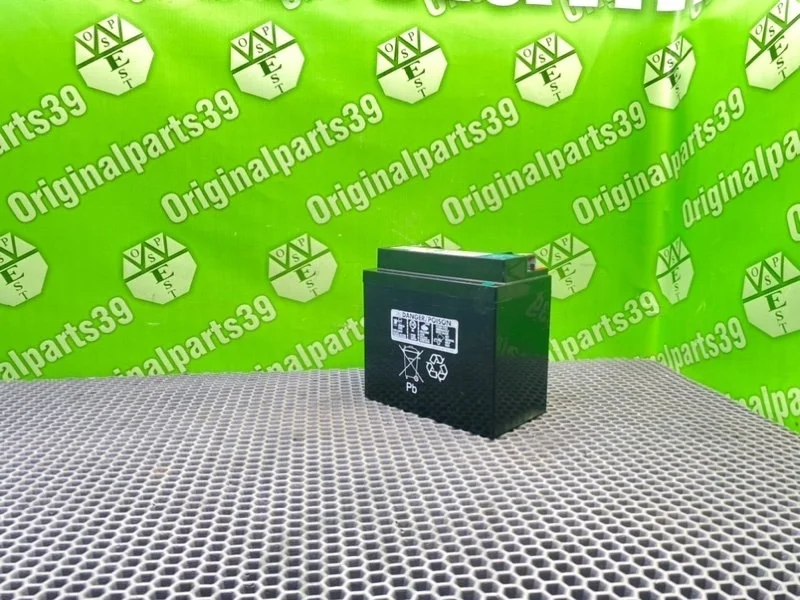 Аккумулятор Mercedes-Benz E-Class 2005 A2115410001 S211 OM642.920 3.0 CDI