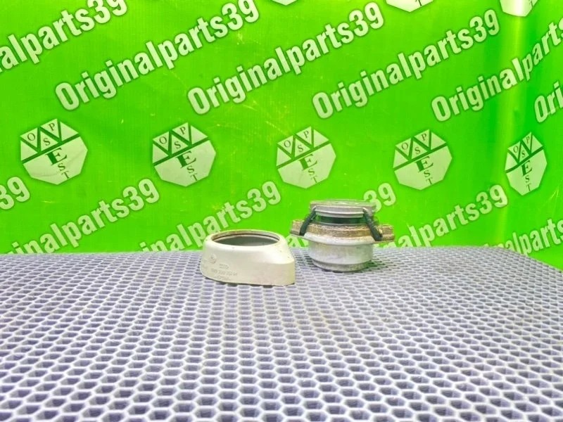 Подушка АКПП Audi A6 2002 4B0399151 C5 BDV 2.4I