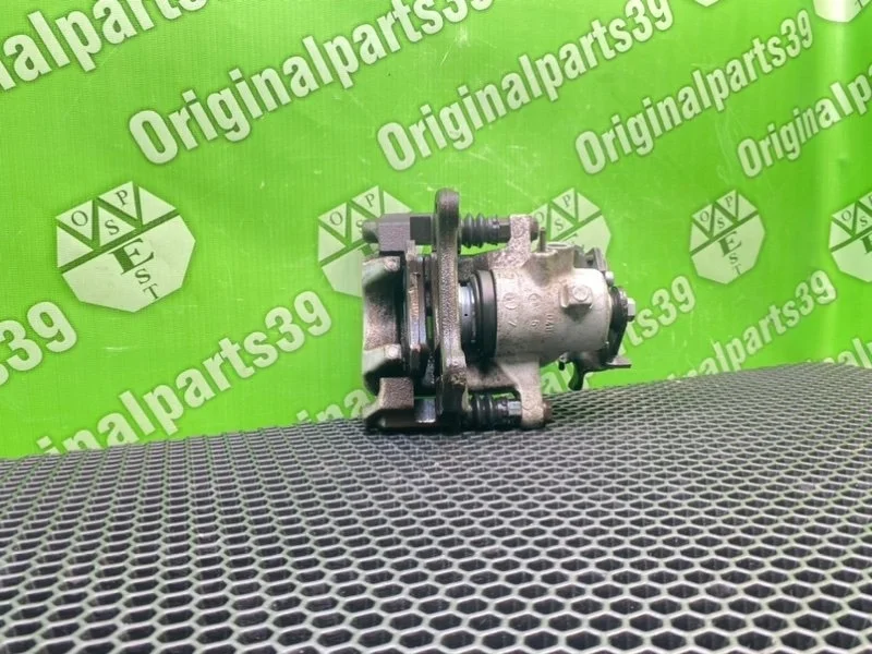 Суппорт Audi A6 2001 8E0615423A C5 QUATTRO AKE 2.5TDI, задний левый