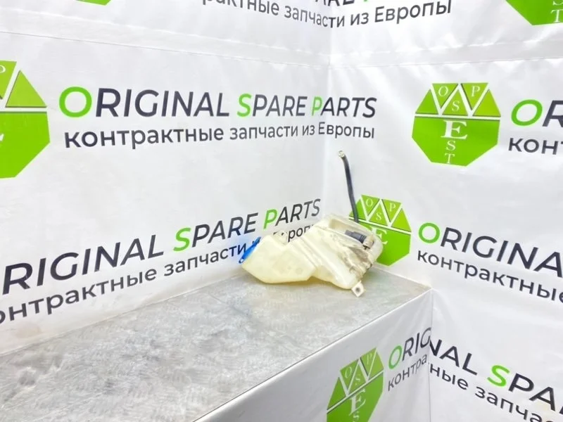 Бачок стеклоомывателя Audi A6 2004 4B0955453J C5 AVANT BDV 2.4I