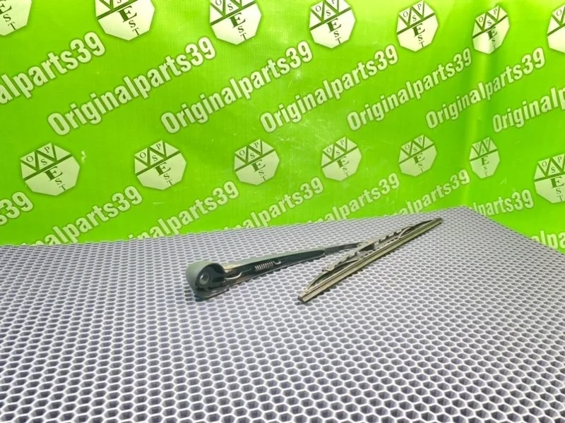 Дворник задний Audi A6 2003 8D9955407A C5 AVANT QUATTRO BAU 2.5 TDI