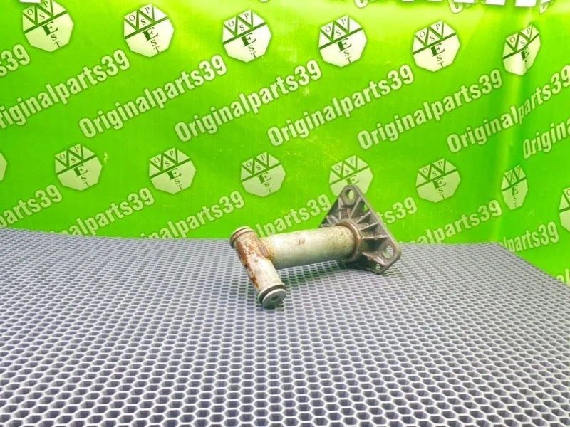 Кронштейн усилителя бампера Audi A6 2003 4B0807133C C5 AVANT QUATTRO BAU 2.5 TDI, передний левый