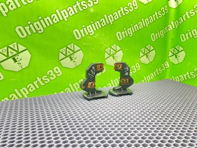 Кронштейны Bmw 5-Series 2002 51118159361 E39 TOURING M57D25 256D1, передние