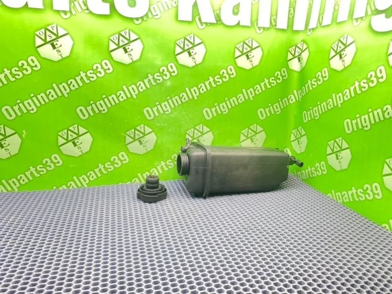 Бачок ож Bmw 5-Series 2003 17111436381 E39 TOURING M54B22 226S1