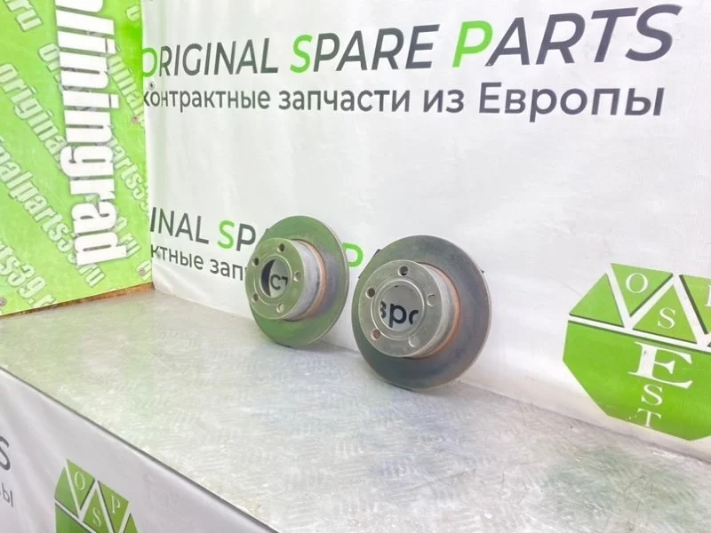 Тормозные диски Audi A6 2000 4A0615601A C5 AVANT ARJ 2.4I, заднее