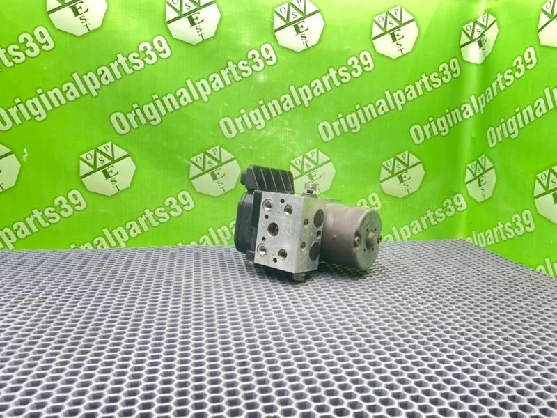 Блок ABS Audi A6 2000 8E0614111T C5 AVANT ARJ 2.4I