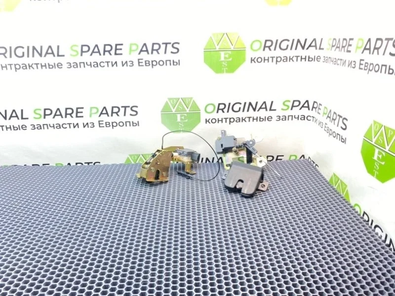 Замок багажника Volkswagen Touareg 2006 7L0827506D 7LA BKS 3.0 TDI