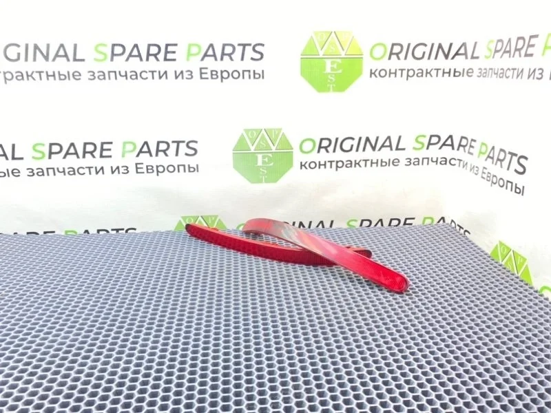 Катафот бампера Volkswagen Touareg 2006 7L6945105A 7LA BKS 3.0 TDI, задний