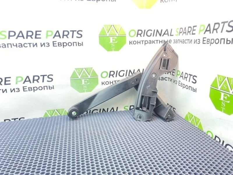 Кронштейны Volkswagen Touareg 2006 7L6807393B 7LA BKS 3.0 TDI, задние левые