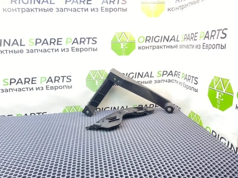 Кронштейны Volkswagen Touareg 2006 7L6807862 7LA BKS 3.0 TDI, задние правые